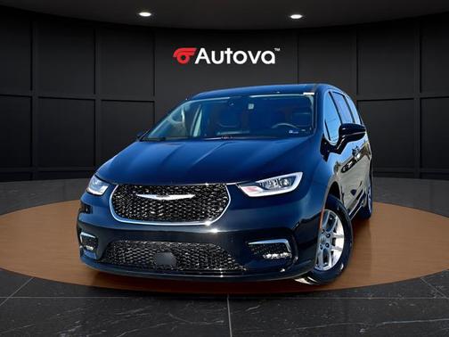 2024 Chrysler Pacifica Touring-L