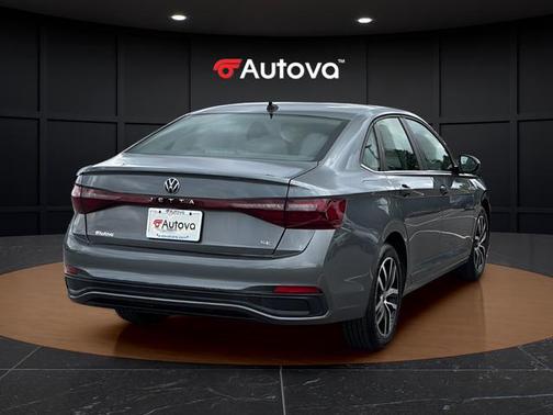 Platinum Gray Metallic 2025 Volkswagen Jetta 1.5T SE