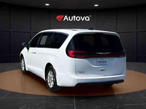 Bright White Clearcoat 2023 Chrysler Pacifica Touring-L