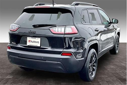 2023 Jeep Cherokee Altitude Lux