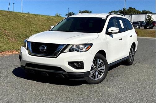 2019 Nissan Pathfinder SL