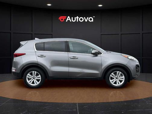 Mineral Silver 2017 Kia Sportage LX