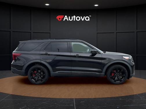 Black Metallic 2021 Ford Explorer ST