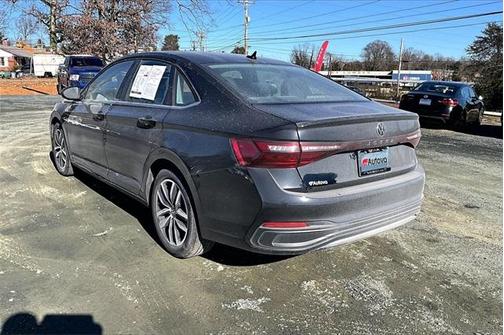 2025 Volkswagen Jetta 1.5T SE