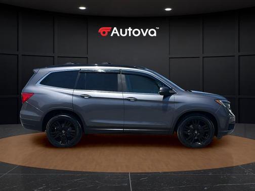 Modern Steel Metallic 2021 Honda Pilot Special Edition