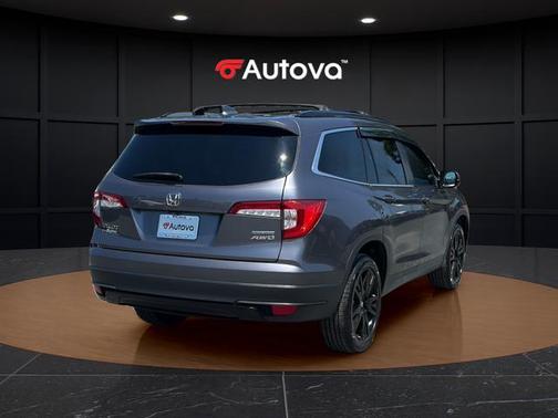 Modern Steel Metallic 2021 Honda Pilot Special Edition