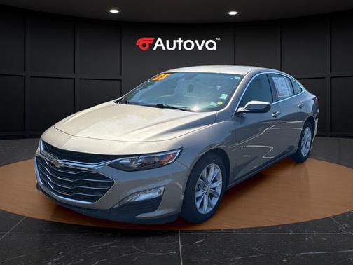 Mineral Gray Metallic 2025 Chevrolet Malibu LT