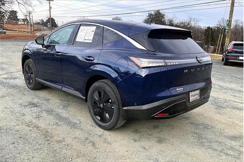 2025 Nissan Murano SV