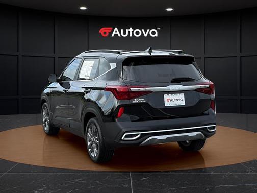 Cherry Black 2023 Kia Seltos S