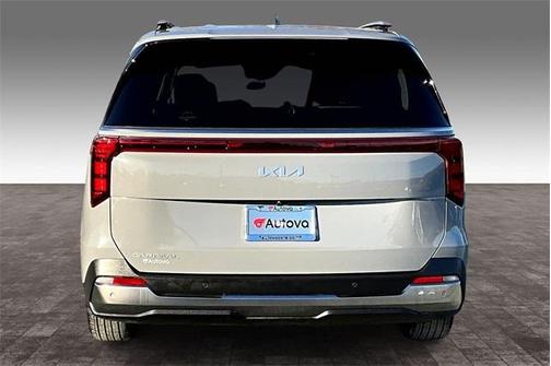 2025 Kia Carnival SX