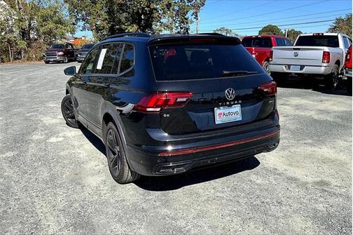 2023 Volkswagen Tiguan 2.0T SE R-Line Black
