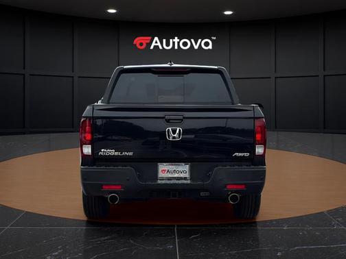 Crystal Black Pearl 2023 Honda Ridgeline RTL-E
