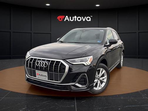 2023 Audi Q3 45 S line Premium