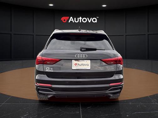2023 Audi Q3 45 S line Premium