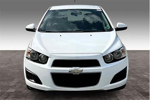 2016 Chevrolet Sonic LS