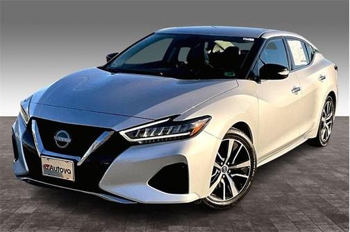 2023 Nissan Maxima SV