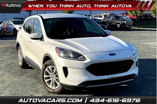 2020 Ford Escape SE