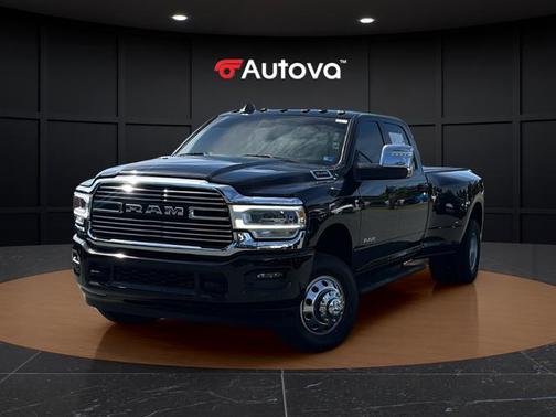 Diamond Black 2024 RAM 3500 Laramie