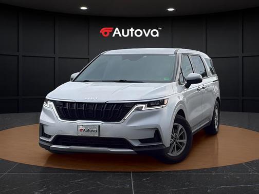 2022 Kia Carnival LXS