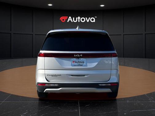 Silky Silver 2022 Kia Carnival LXS