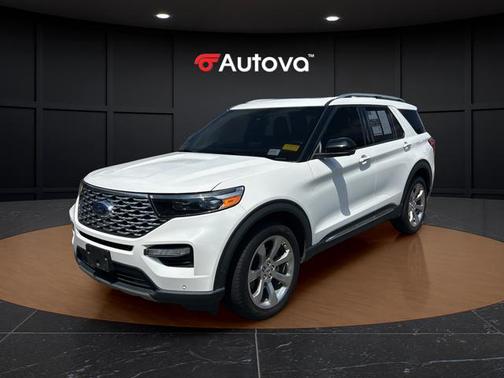 White Metallic 2020 Ford Explorer Platinum