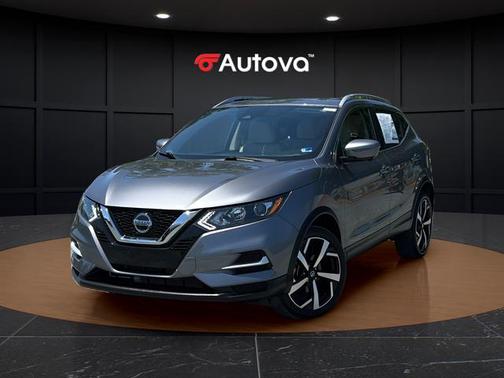 Gun Metallic 2022 Nissan Rogue Sport SL