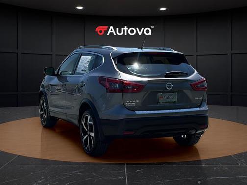 Gun Metallic 2022 Nissan Rogue Sport SL