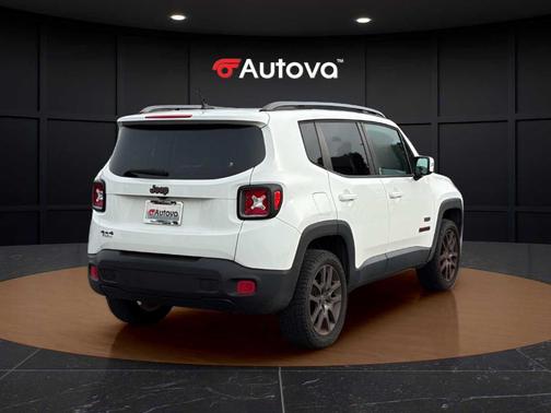 Alpine White 2016 Jeep Renegade 75th Anniversary
