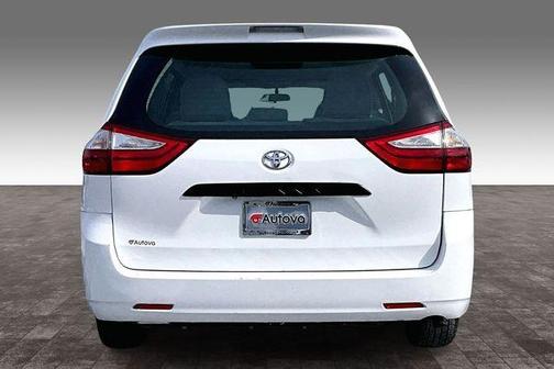 2017 Toyota Sienna L