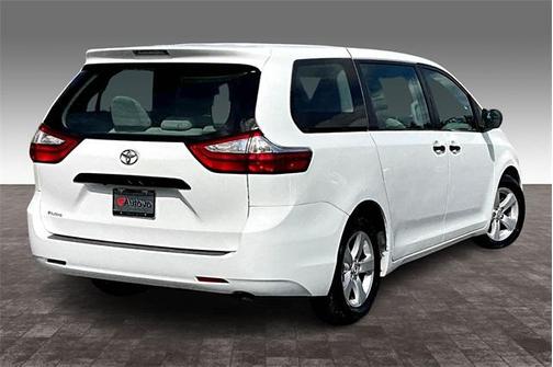 2017 Toyota Sienna L