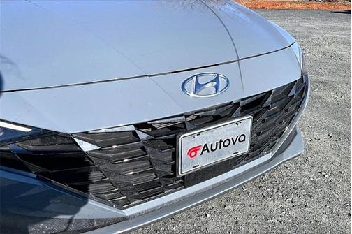 2023 Hyundai ELANTRA HEV Limited