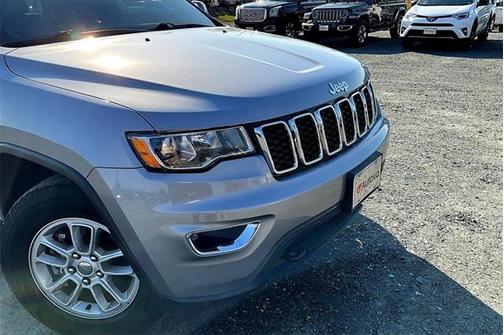 2020 Jeep Grand Cherokee Laredo E