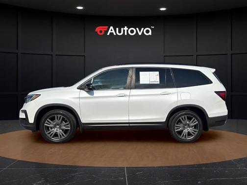 White 2022 Honda Pilot Sport