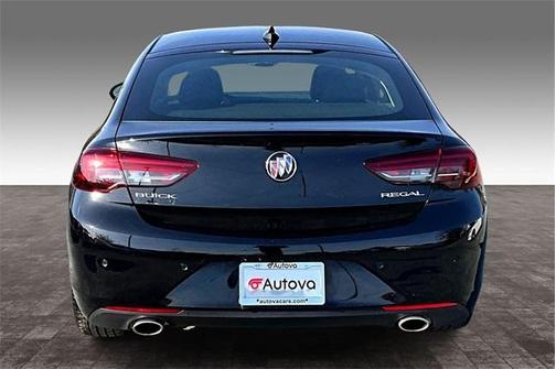 2018 Buick Regal Sportback Essence