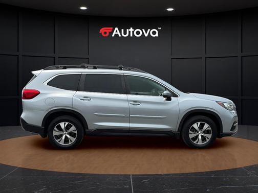 Ice Silver Metallic 2021 Subaru Ascent Premium 7-Passenger
