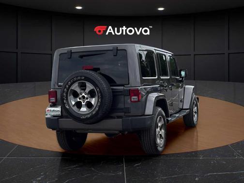 Granite Crystal Clearcoat Metallic 2017 Jeep Wrangler Unlimited Sahara