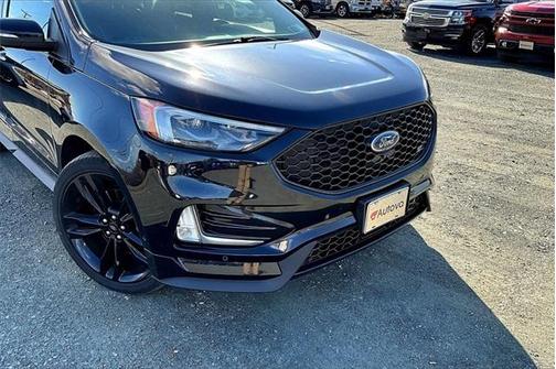 2020 Ford Edge ST
