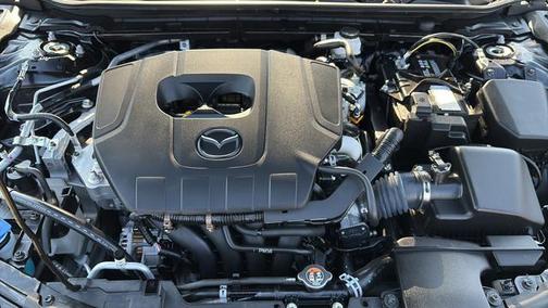 2025 Mazda Mazda3 FWD w/Preferred Package