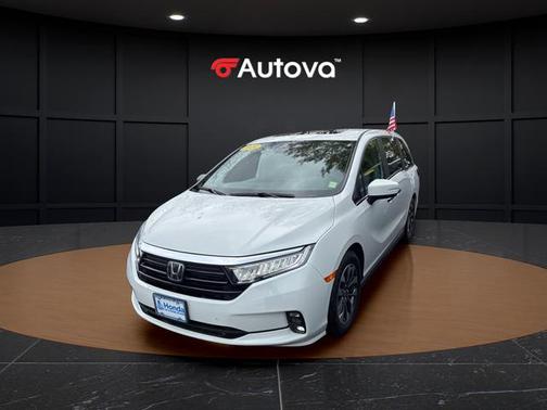 Platinum White Pearl 2024 Honda Odyssey EX-L