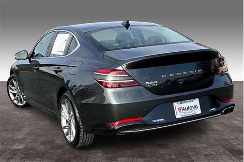 2022 Genesis G70 2.0T