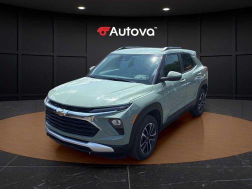 Green 2025 Chevrolet Trailblazer LT