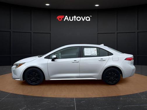 Classic Silver Metallic 2024 Toyota Corolla LE