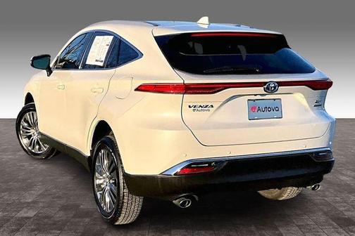 2022 Toyota Venza XLE