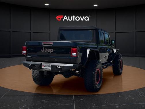 Black Clearcoat 2022 Jeep Gladiator Rubicon