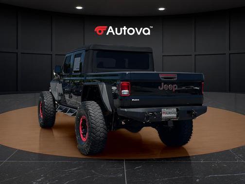 Black Clearcoat 2022 Jeep Gladiator Rubicon