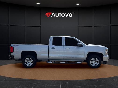 Silver Ice Metallic 2017 Chevrolet Silverado 1500 LT