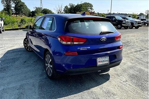 2019 Hyundai Elantra GT Base