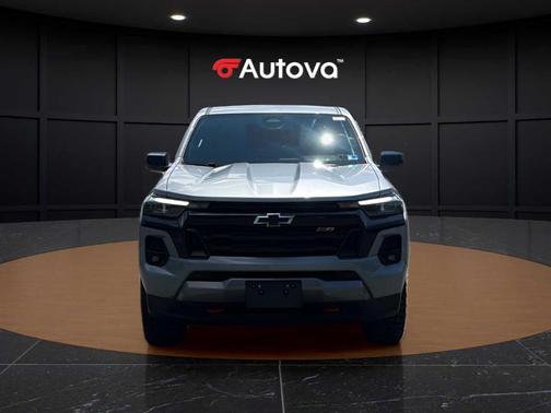 Sterling Gray Metallic 2024 Chevrolet Colorado Z71