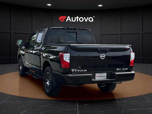 Black 2021 Nissan Titan SV