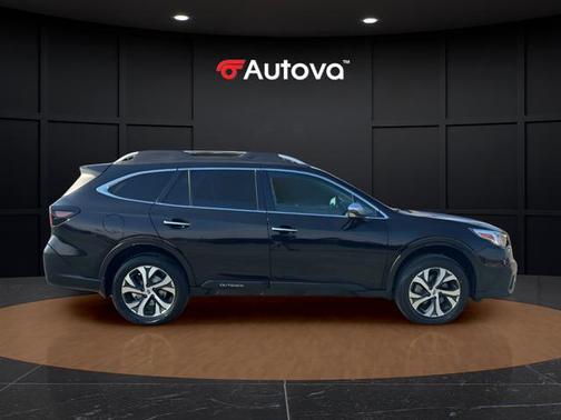2022 Subaru Outback Touring